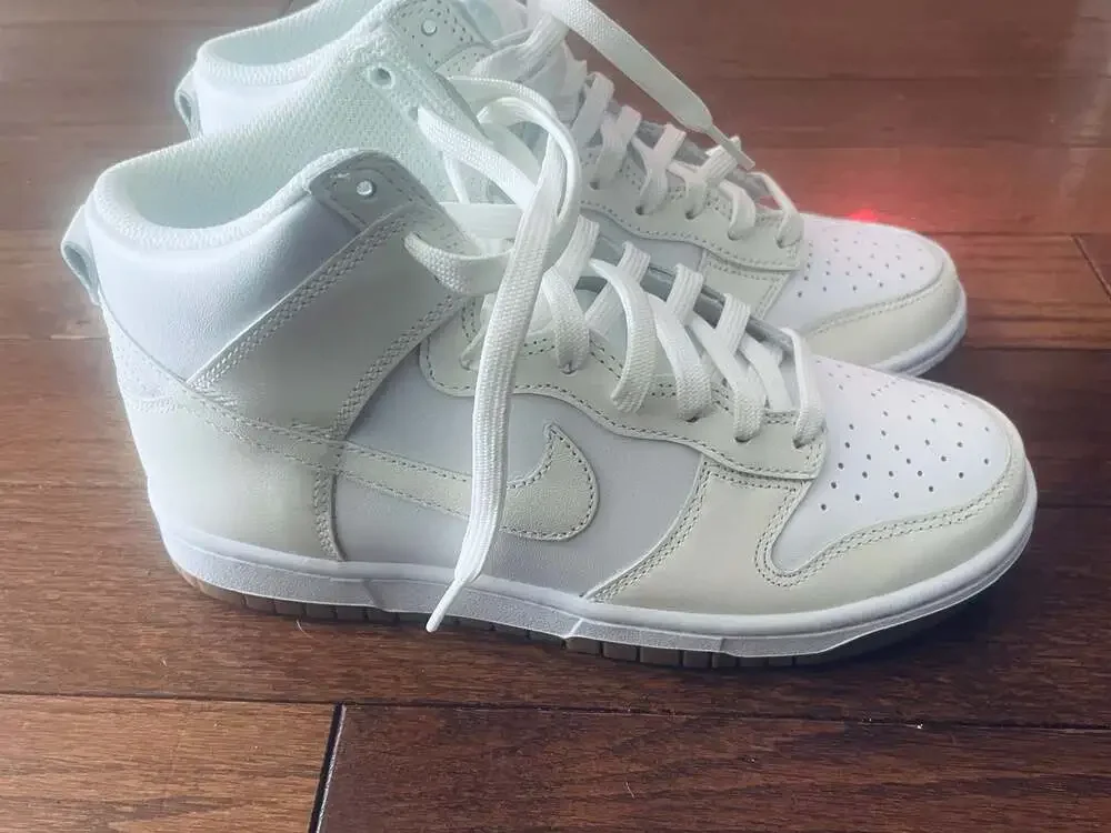 Nike Dunk High Summit White Sail Gum Sole Women’s 8 NWOT Clean Minimal Y2K